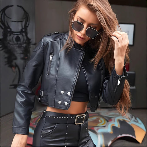Damen Kunstleder Bikerjacke mit strukturierten Akzenten und modischem Schnitt EB