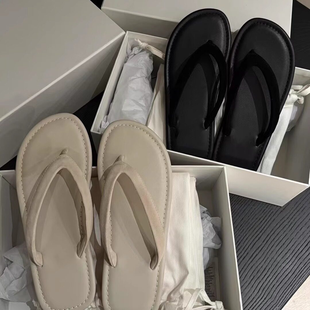Damen Zehentrenner mit weich gepolsterter Sohle und elegantem Riemendesign EB