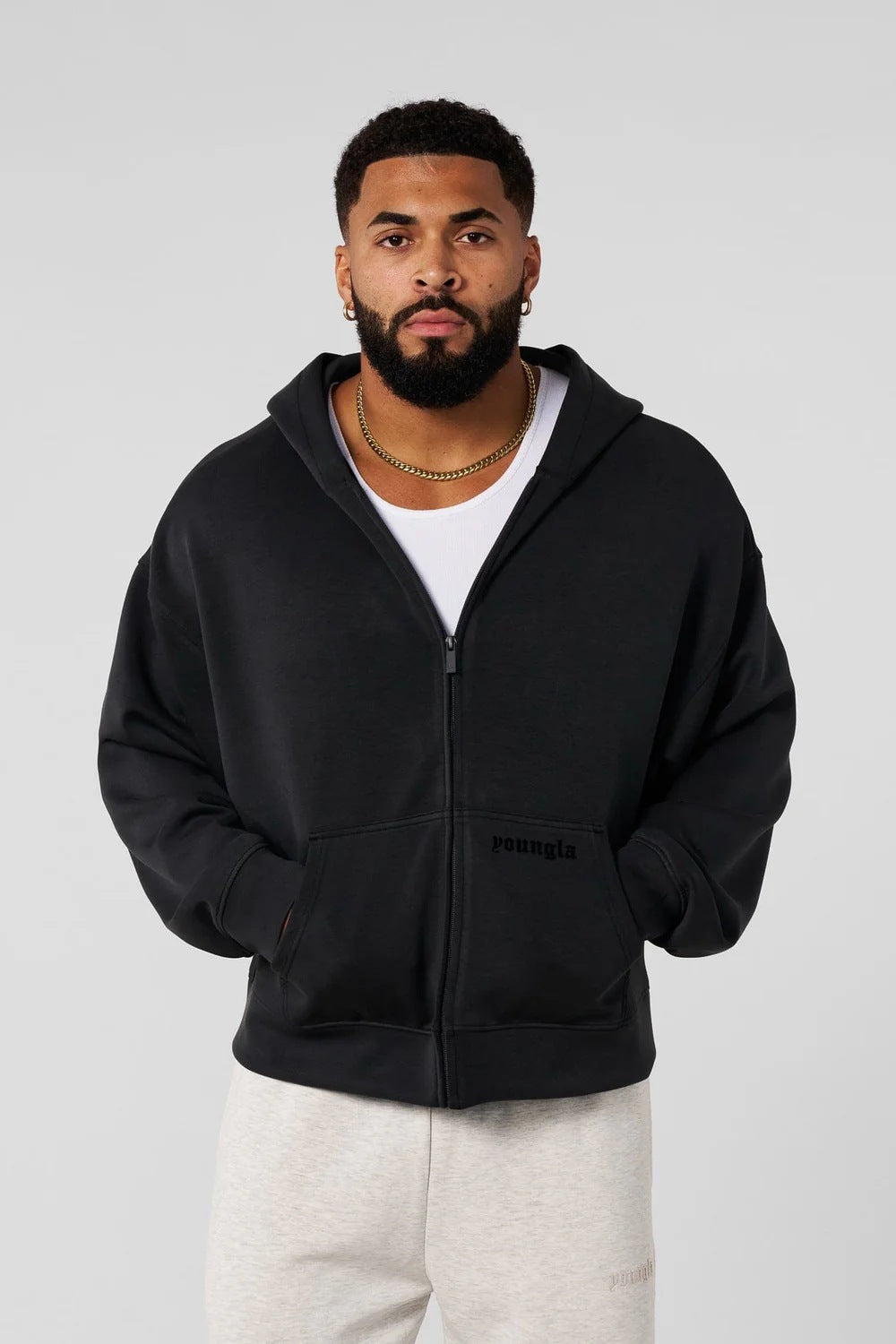Herren Kapuzenpullover mit durchgehendem Reißverschluss und praktischen Taschen EB