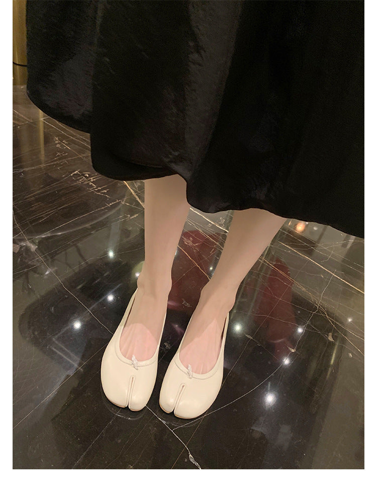Damen Ballerinas mit eleganter Metallic-Oberfläche und formschöner Silhouette EB