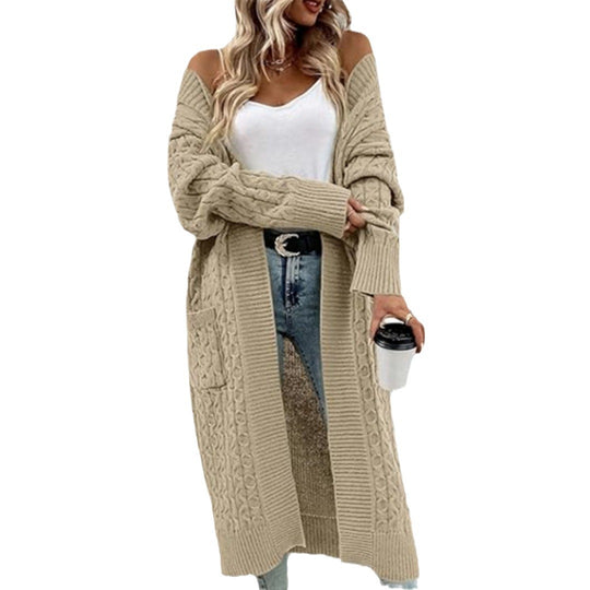 Damen Strickjacke mit grobem Zopfdesign und praktischen Taschen EB