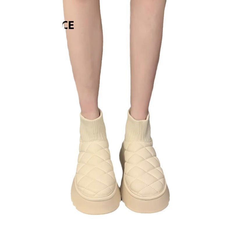 Damen Komfortable und stylische Chunky Slip-On Sneakers mit gestepptem Design EB
