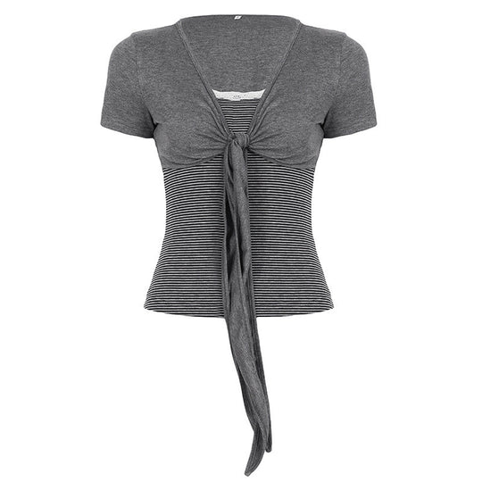 Damen kurzes T-Shirt mit Knoten-Detail und gestreiftem Design EB