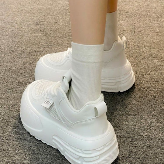 Damen Chunky-Sneaker mit glänzenden Akzenten und dämpfender Sohle EB