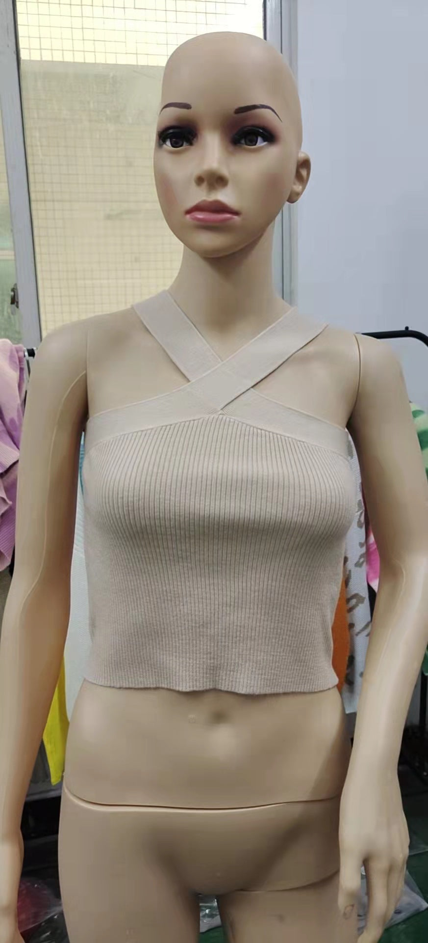 Damen Crop-Top mit schickem Kreuz-Trägerdesign EB