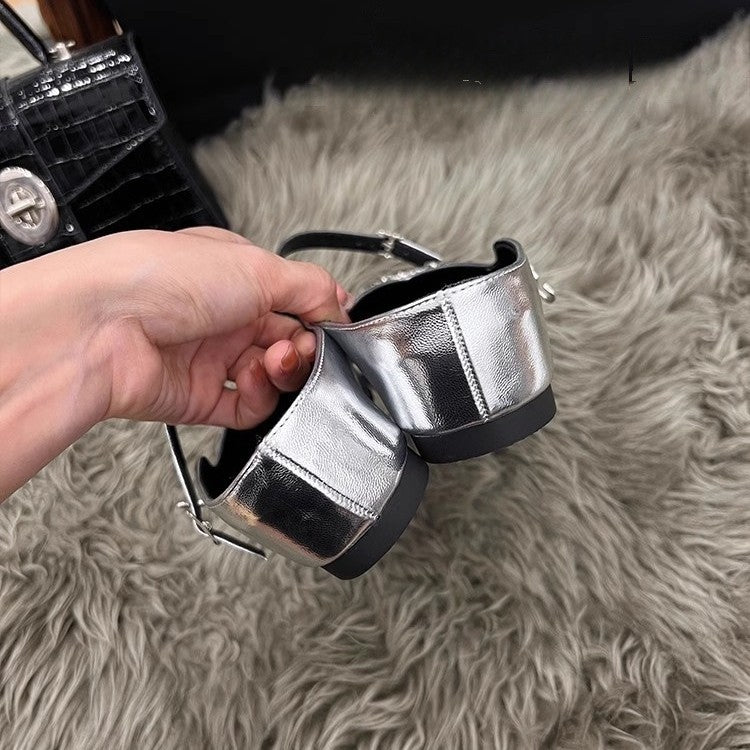 Damen Pumps mit funkelnder Strassverzierung EB