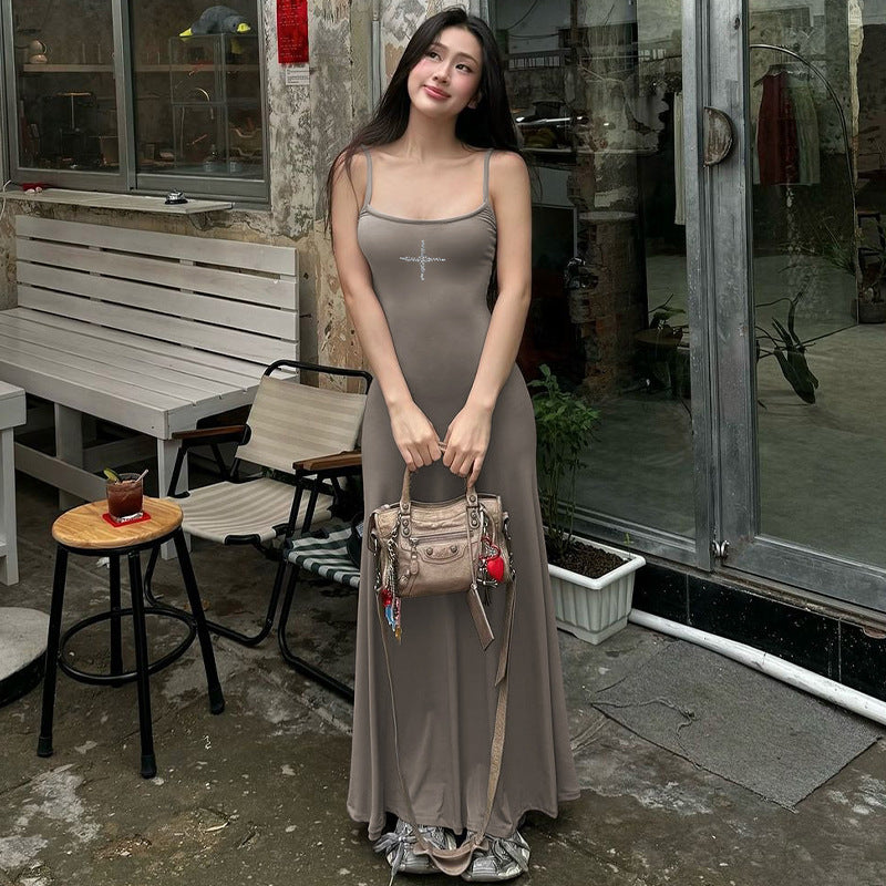 Damen Elegantes Maxikleid mit verstellbaren Trägern und Paillettenverzierung EB