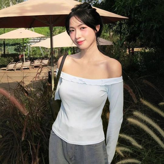 Damen Off-Shoulder Langarmoberteil mit zartem Rüschenbesatz EB