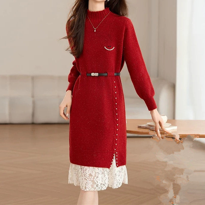 Damen Strickkleid mit dekorativen Knopfdetails und Spitze EB