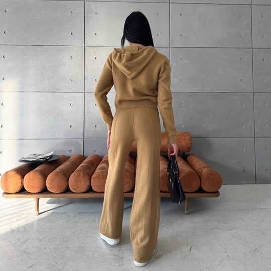 Damen Feinstrick-Loungewear-Set mit taillierter Kapuzenzipjacke und weiter Palazzo-Hose EB