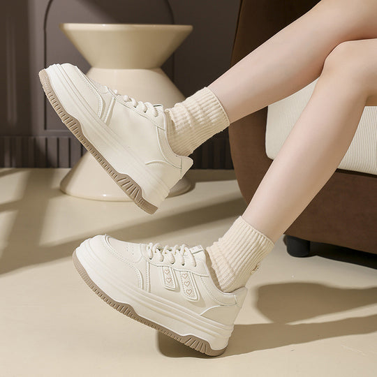 Damen Sportliche Sneakers mit gepolsterter Laufsohle und modischem Design EB