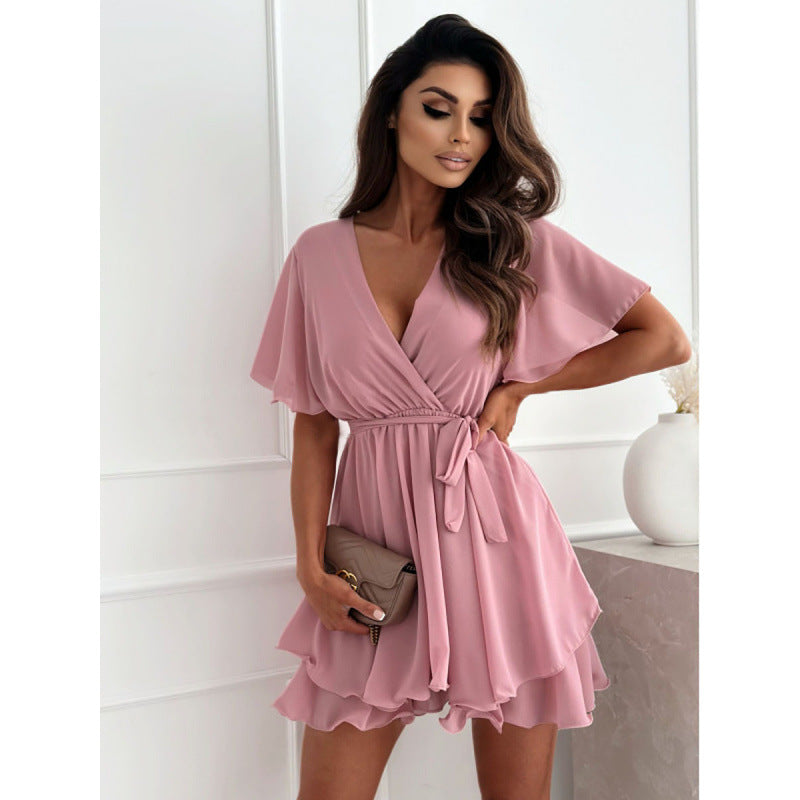 Damen Wickelkleid mit fließendem Schnitt und zarten Rüschendetails EB
