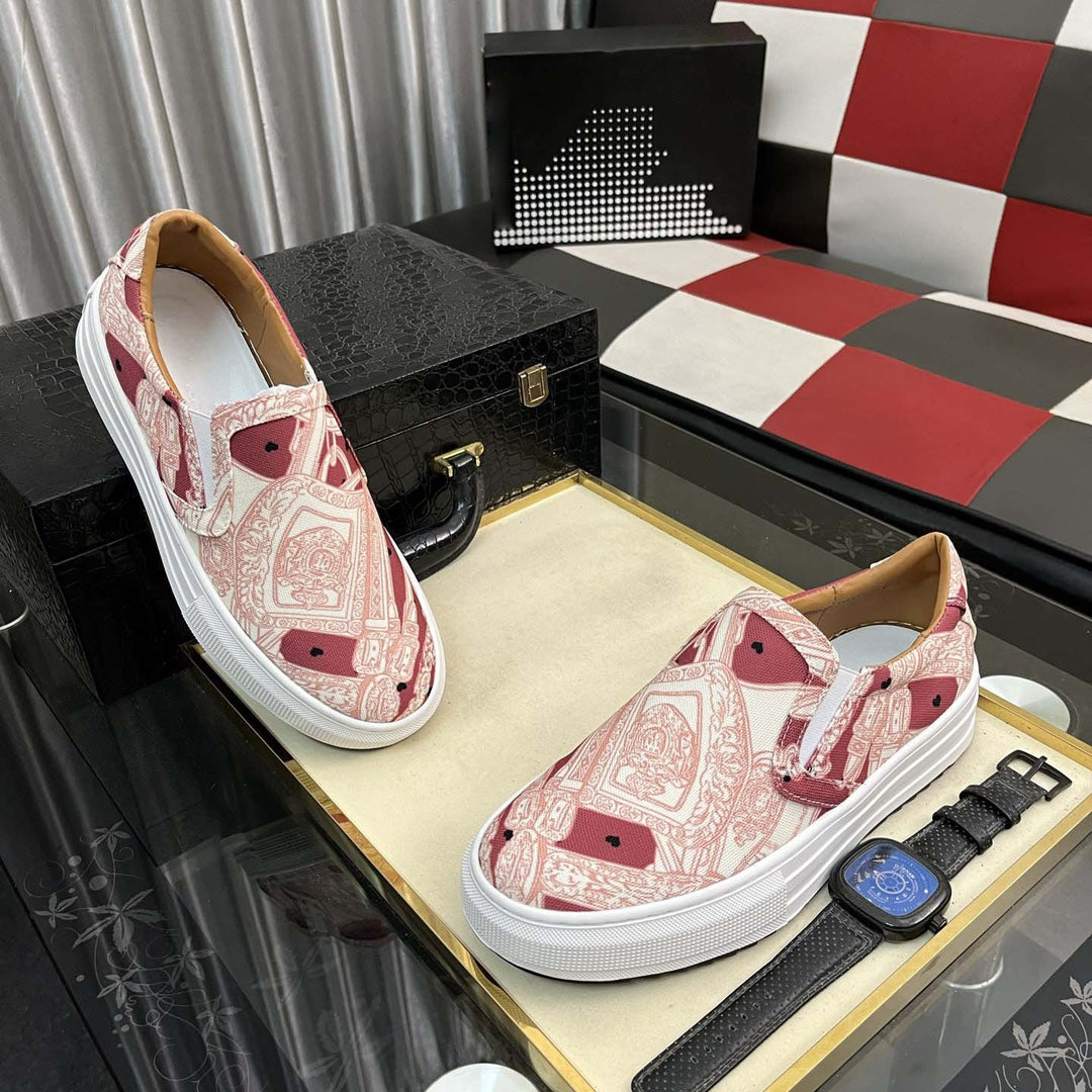Damen Slip-On Sneaker mit verspieltem Druckdesign und komfortabler Sohle EB