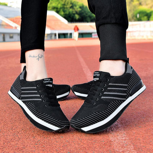 Damen Atmungsaktive Fitness-Sneaker mit gepolstertem Sohlenkomfort EB