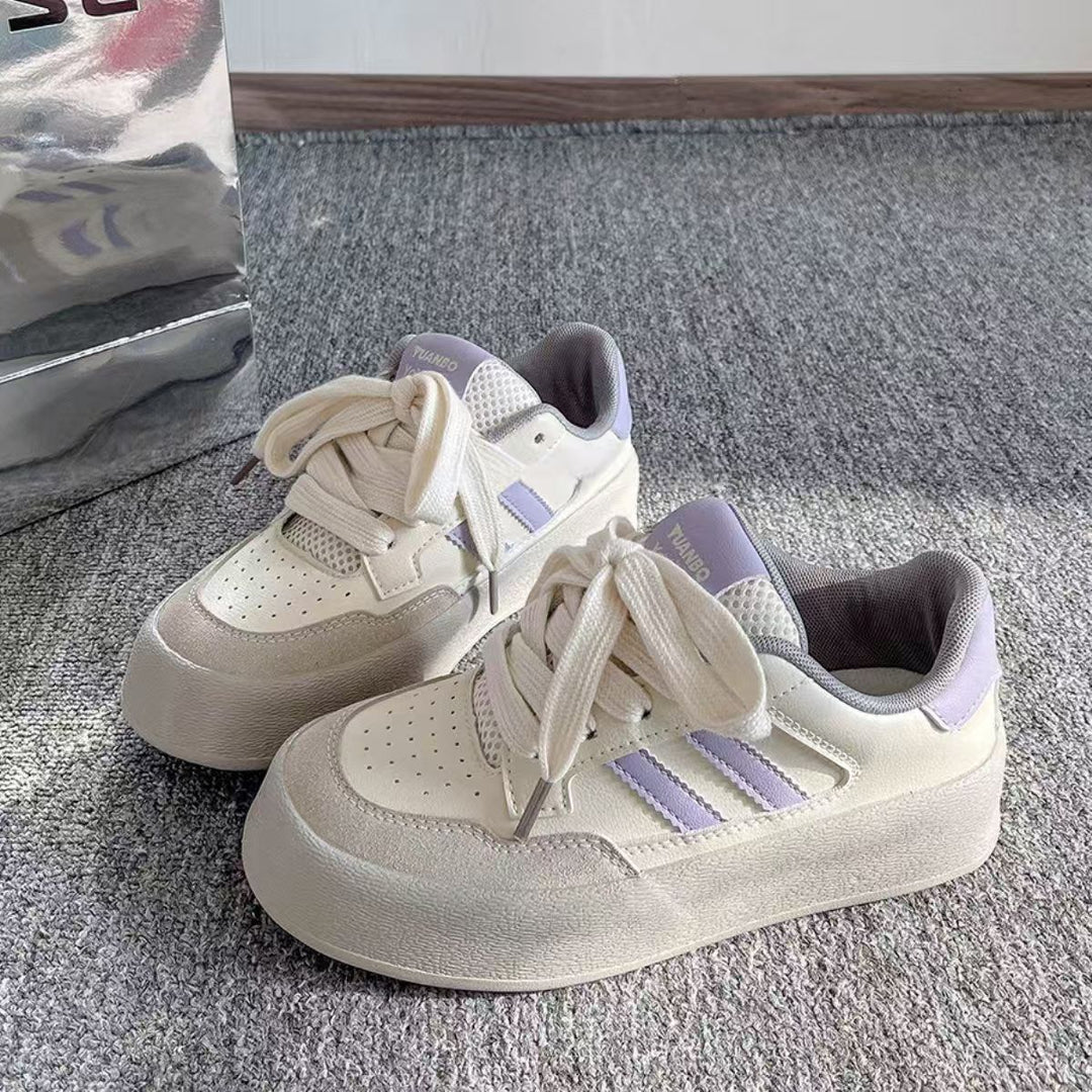 Damen Sportliche Sneaker mit komfortabler Polsterung und atmungsaktiver Oberflächenstruktur EB