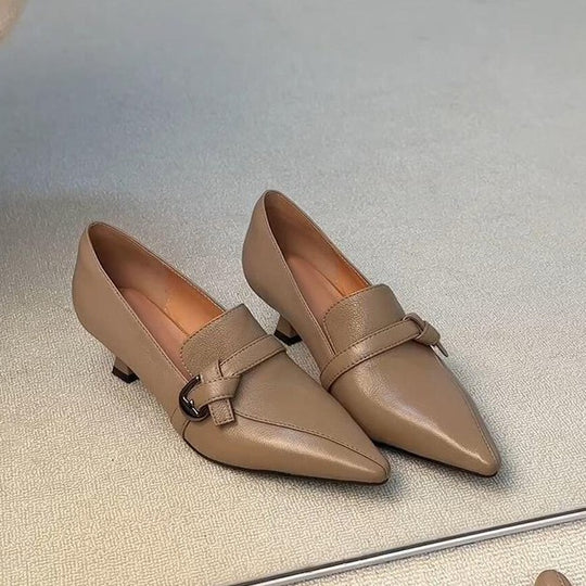 Damen elegante spitze Ballerinas mit feinem Riemen EB