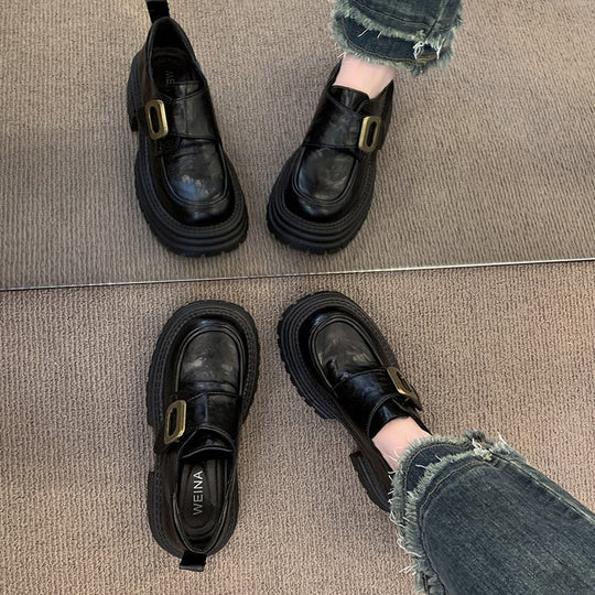 Damen modische Chelsea-Boots mit robustem Plateau und stylischer Schnallenverzierung EB