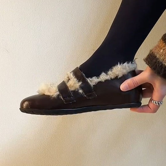 Damen Clogs mit kuscheligem Kunstfellkragen und modischen Schnallen EB