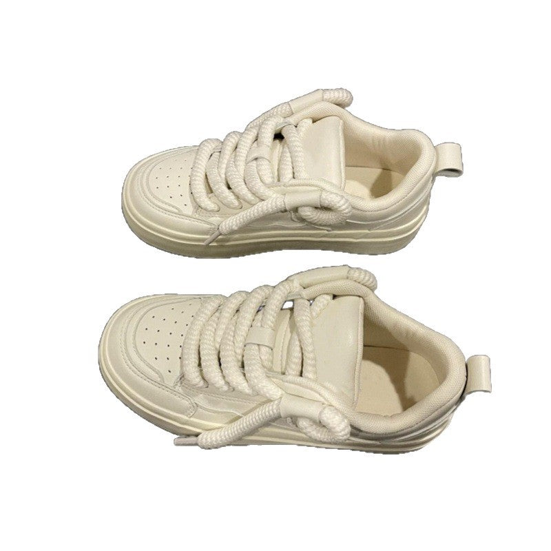 Damen Sneaker im minimalistischen Design mit doppelter Schnürung und gepolsterter Sohle EB