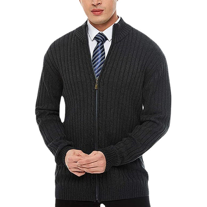 Herren Strickjacke mit modernen Zipper-Details und feinem Rippmuster EB