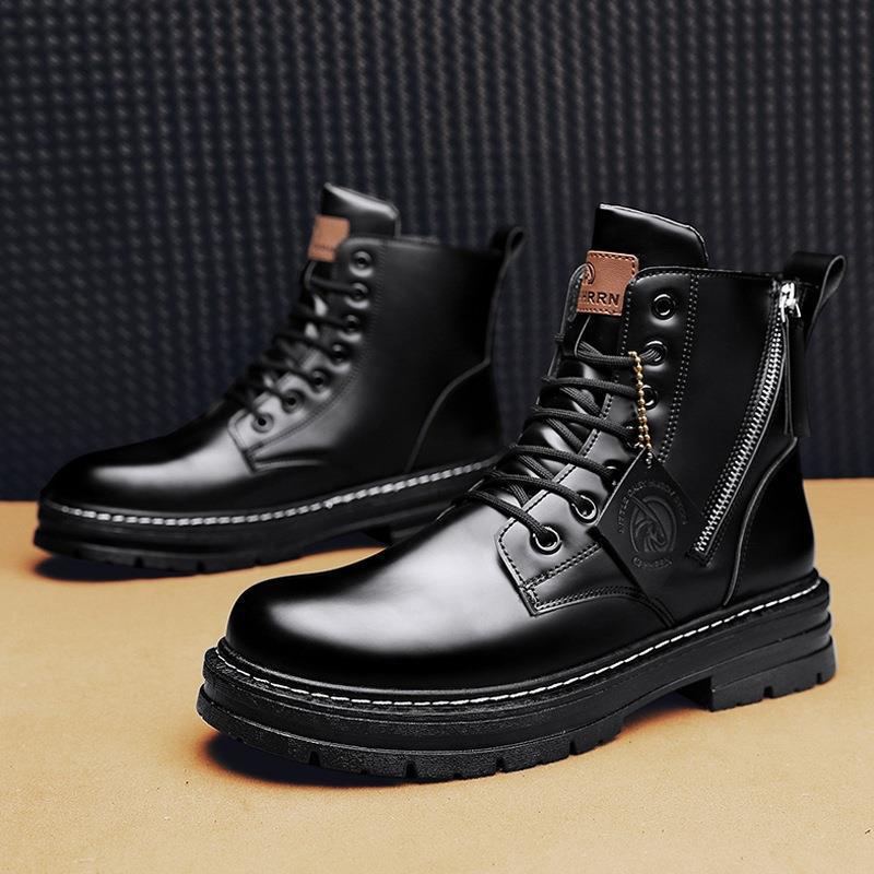 Damen Robuste Schnürboots mit wasserabweisendem Obermaterial und robustem Profil von EB