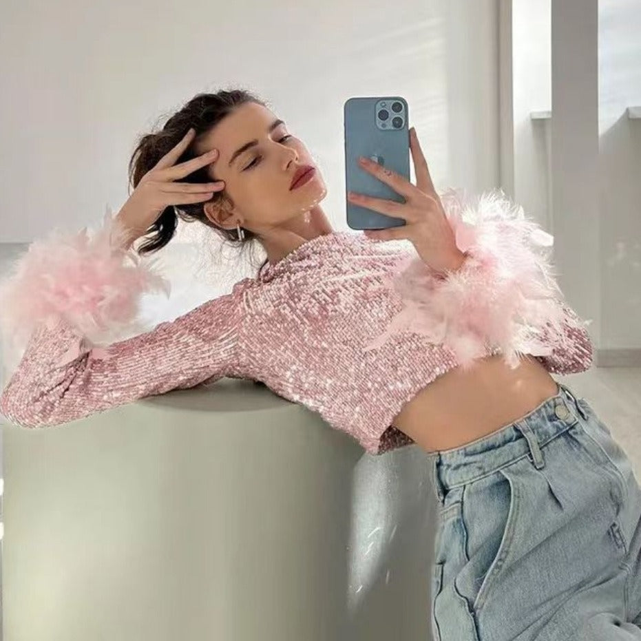 Damen Cropped Oberteil mit funkelndem Paillettenbesatz und fluffigen Ärmelbündchen EB