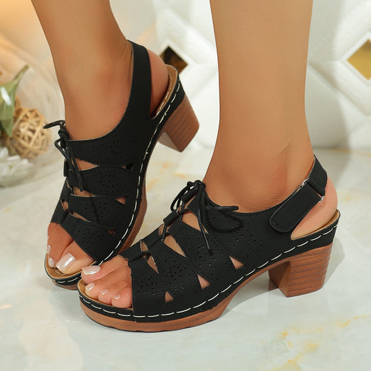 Damen Komfortable und luftige Sandalen mit verspieltem Schnür-Design EB