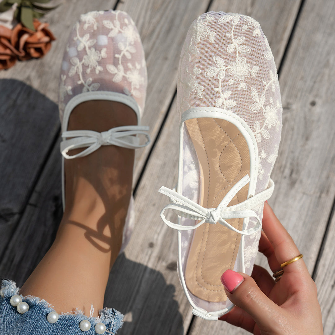 Damen Elegante Spitzenschuhe mit dekorativen Schleifen und funkelnden Akzenten EB