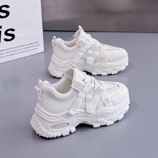 Damen Sportliche Sneakers mit atmungsaktivem Netzmaterial und stabiler Profilsohle EB