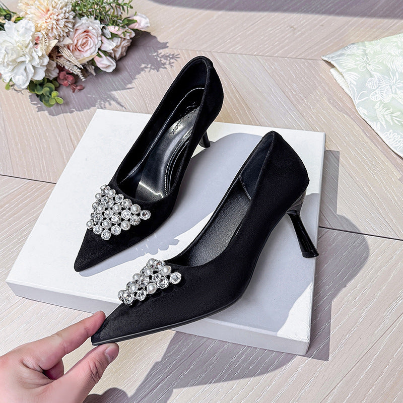 Damen elegante spitze Pumps mit strassverzierter Schleife EB
