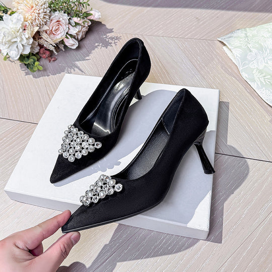 Damen elegante spitze Pumps mit strassverzierter Schleife EB