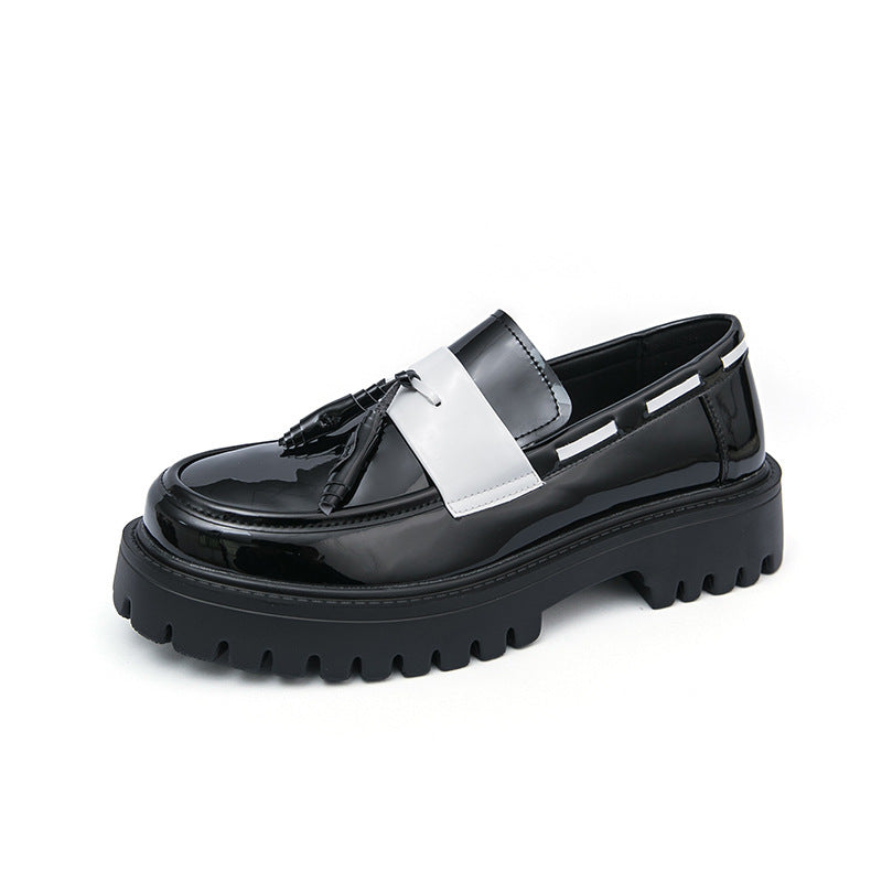 Damen Plateau-Brogue Derby mit markanter Profilsohle und Lacklederoptik EB