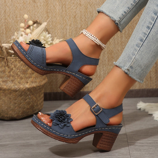 Damen Sandalen mit floralem Dekor und blockiertem Absatz EB