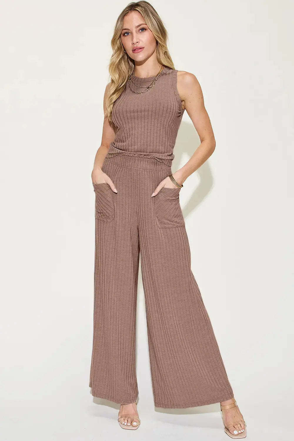Damen lässiger Overall mit weitem Bein und praktischen Taschen EB