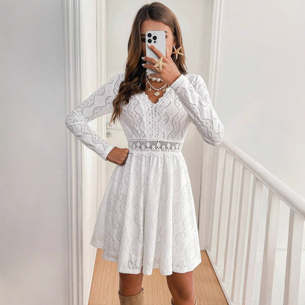 Damen Kleid mit romantischem Häkelmuster und eleganter Passform EB