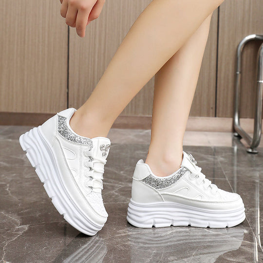 Damen modische Plateau Sneakers mit glitzernden Akzenten und ergonomischem Design EB
