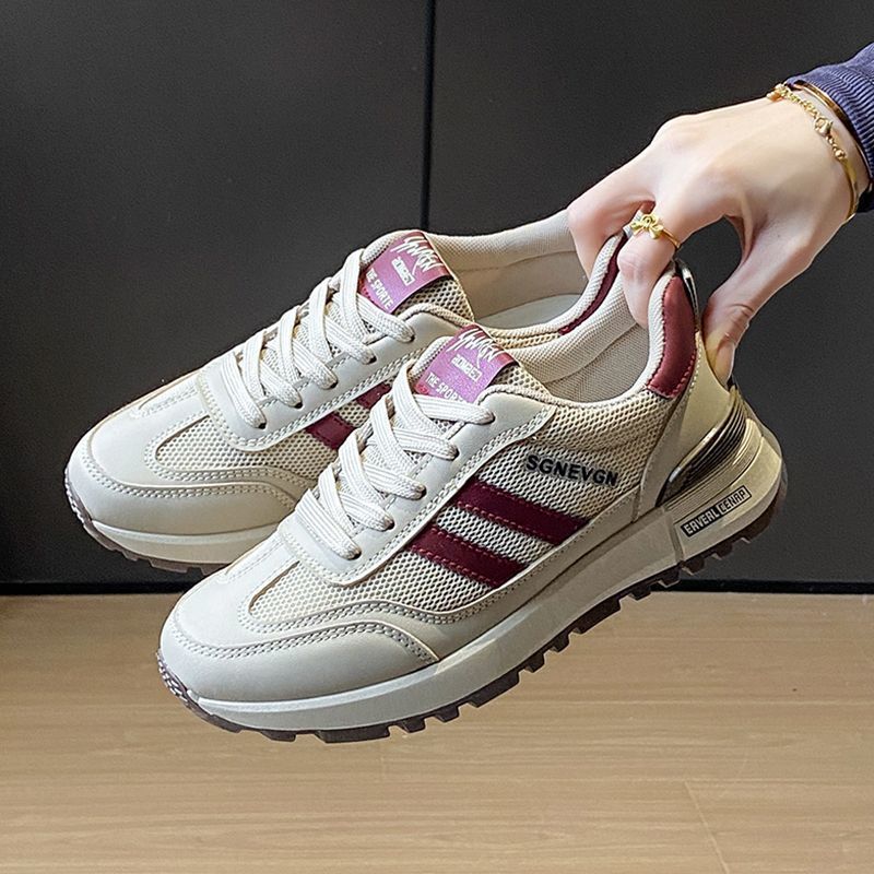 Damen Sportliche Freizeitschuhe mit atmungsaktiver Oberflächenstruktur EB