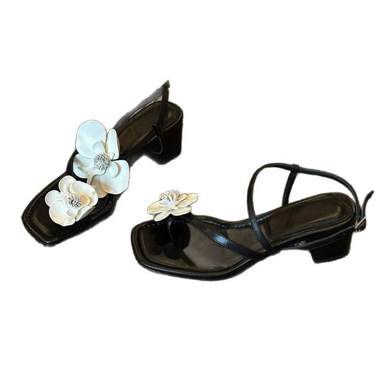 Damen Elegante Sandalen mit modischem Blütenakzent EB
