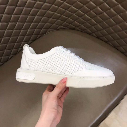 Damen Premium Sneaker mit atmungsaktiver Struktur und rutschfester Sohle EB