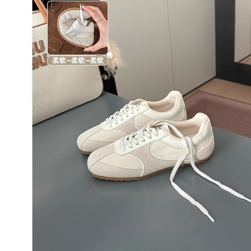 Damen sportliche Sneakers aus hochwertigem Wildleder und atmungsaktiver Mesh-Oberfläche EB