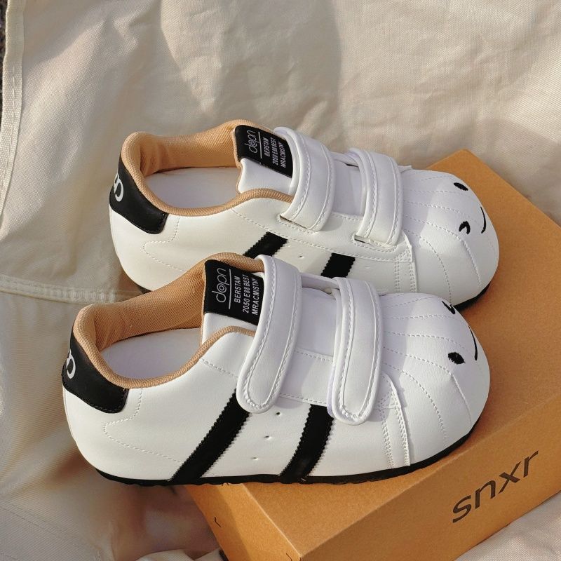 Damen Bequeme Sneaker mit Klettverschluss und sportlichem Design EB