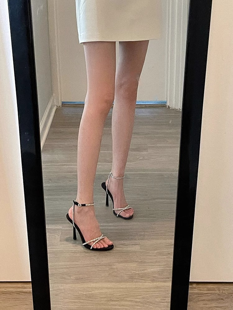 Damen elegante Stiletto Sandalen mit funkelnden Strassdetails EB
