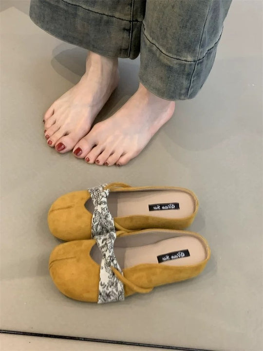 Damen Komfortable Mules mit dekorativem Obermaterial und ergonomischer Sohle EB