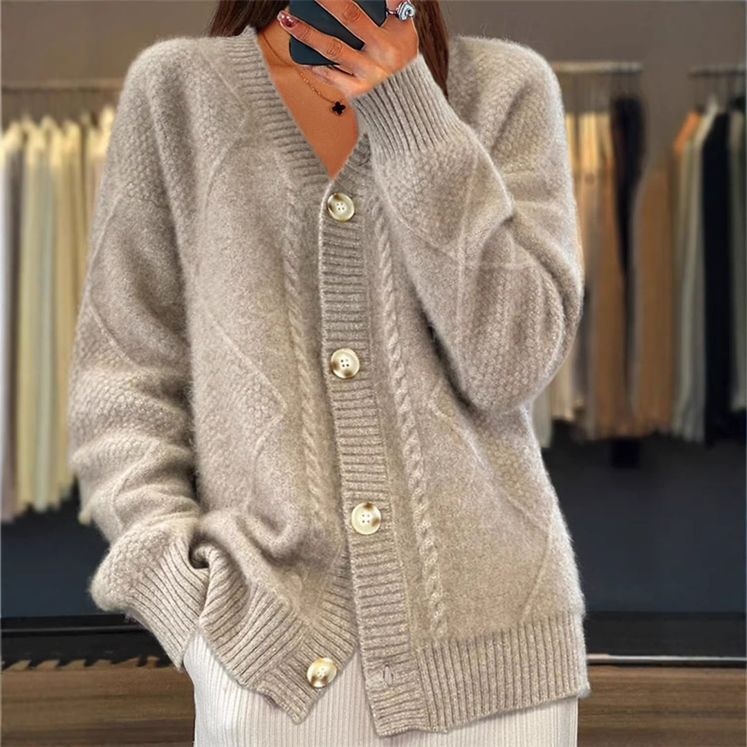 Damen nan oversized Strickcardigan mit Zopfmuster, V‑Ausschnitt und großen Knöpfen EB