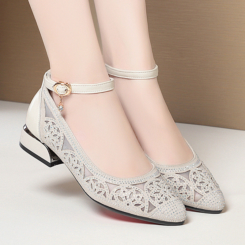Damen Elegante Ballerinas mit filigranem Mesh-Design und modischem Anhänger EB