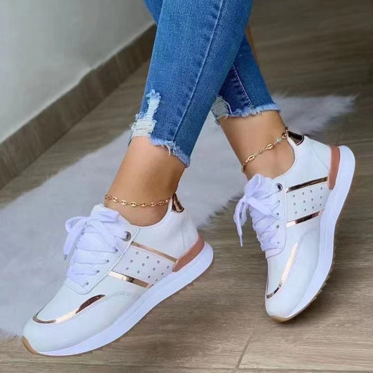 Damen Sportliche Sneakers mit glänzenden Akzenten EB