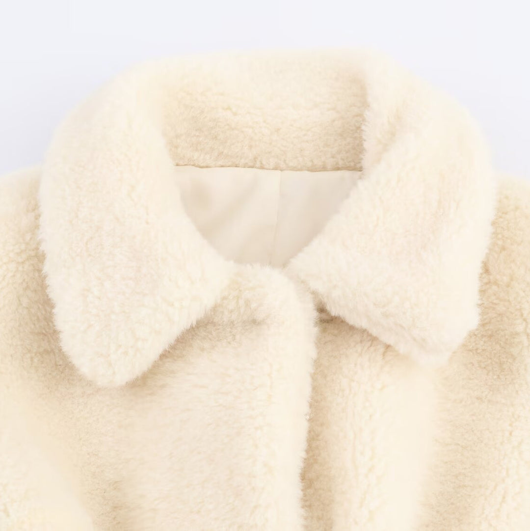 Damen Teddyfelljacke mit Gürtel und weichem Innenfutter EB