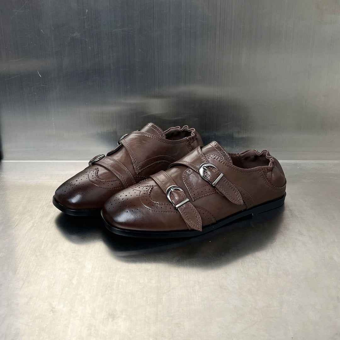 Damen Elegante Mokassins mit doppeltem Schnallenverschluss und perforiertem Design EB