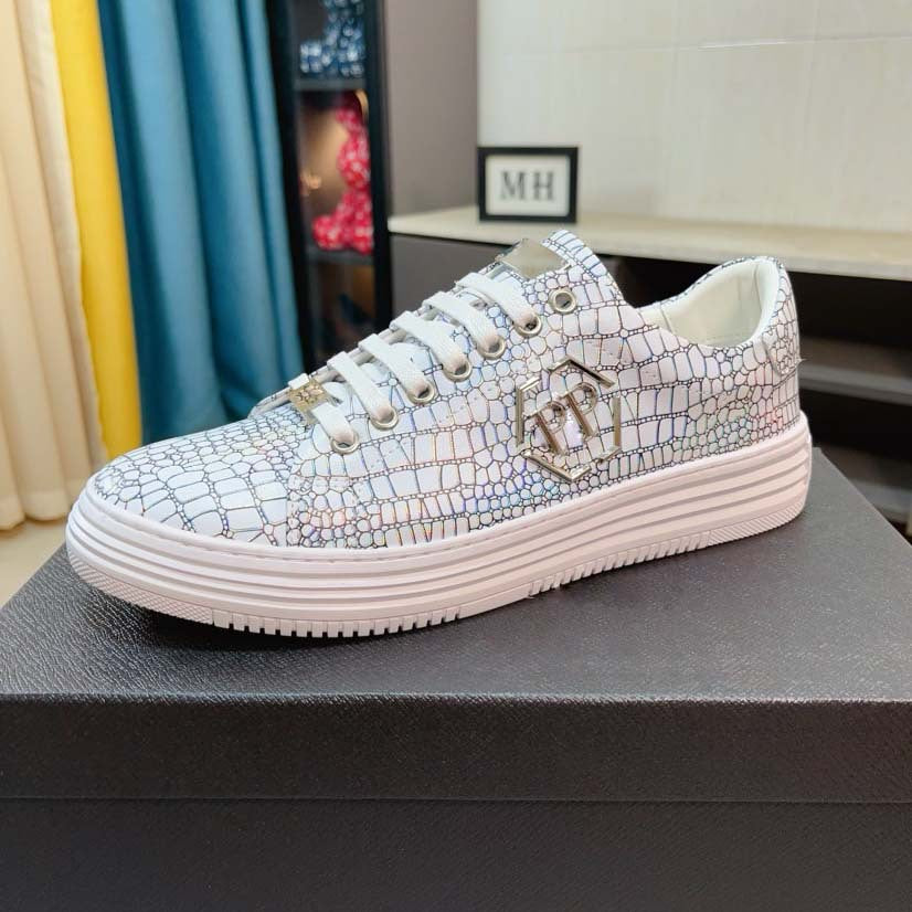 Damen Sneakers mit trendigem Krokodil-Leder-Design und modischem Akzent EB
