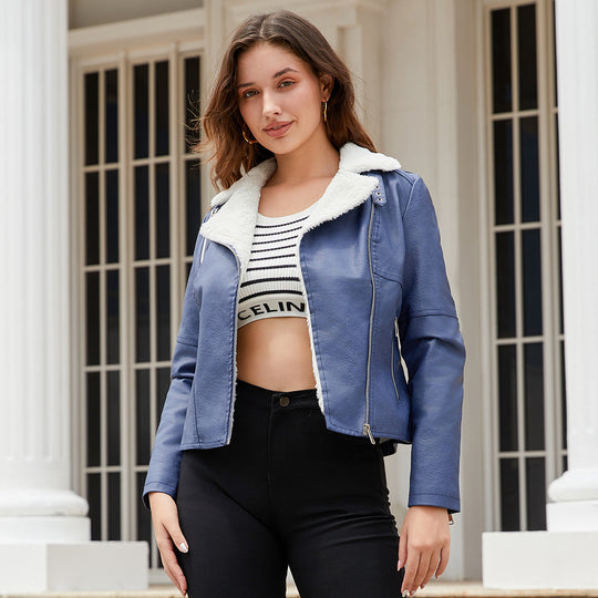 Damen nan taillierte Kunstleder-Bikerjacke mit abnehmbarem Kunstfellkragen und schrägem Reißverschluss EB